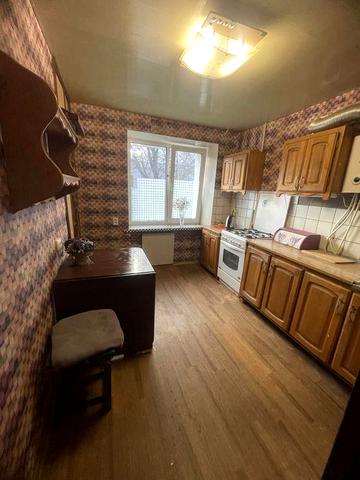 3- х кімнатна квартира з Індивідуальним електроопаленням.