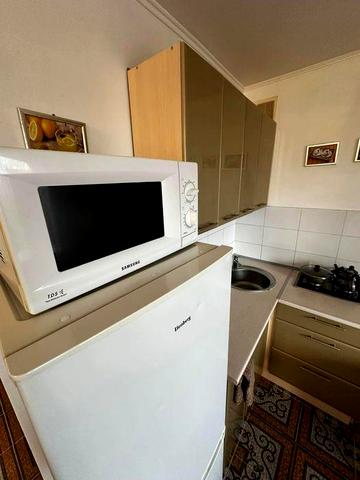 Ляхова 10 здам від 1 місяця парковка посуд постіль