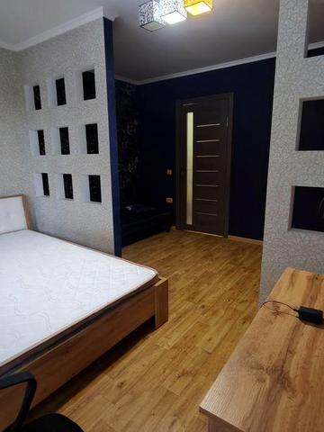 2 кімнатна квартира на Пікуса