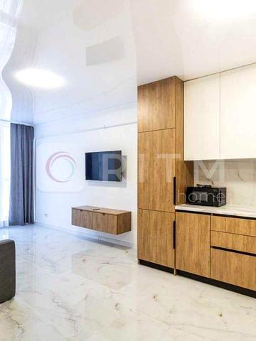 Оренда 2х кімнатної квартири у Central Park поряд з парком Шевченка