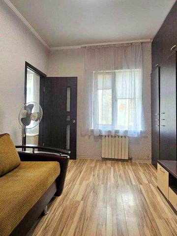 ND S4 Здам 1/3 частину будинку ТЦ Французський бульвар Кінний ринок