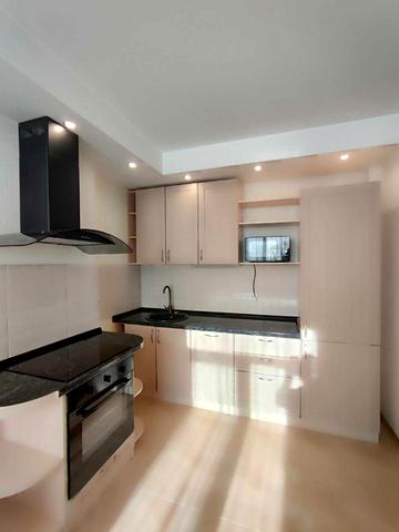 Разумовська вул., 10/12