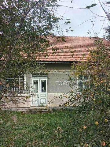 Продаж будинку на Комийщині