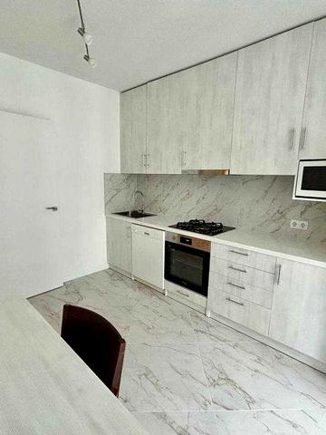 Оренда 1,5-кімнатної квартири неподалік Центру