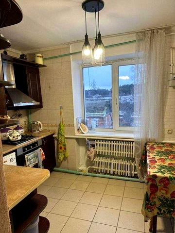 Продам свою 3-кімнатну квартиру.