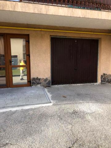 Павла Тичини вул., 2