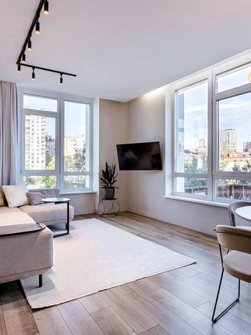 Жилянська вул., 68