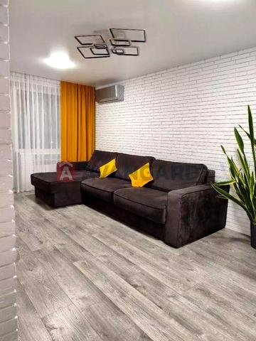 Продам 2-комн. квартиру на О.Поля, 129-Б, Сосенки