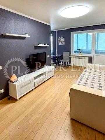 Продаж 3к квартири з ремонтом Тульчинська 7 Куренівка