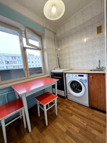 Європейського Союзу просп. (Правди), 88б