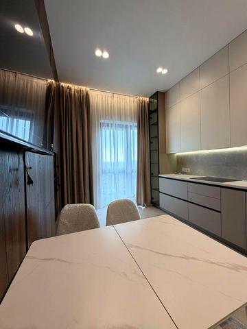 Оренда 2 кімнатноі дизайнерськоі квартири в ЖК Панорама