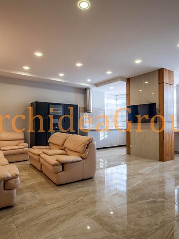 Лесі Українки бульв., 7-А