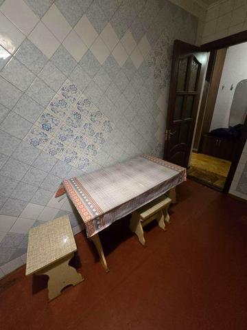 Здам в оренду 3-кімнатну квартиру, м, центр! Не вимикають  світло!