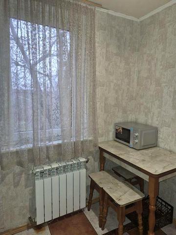 Сдаю в Гатному 1кім.квартиру прибудова на будинку