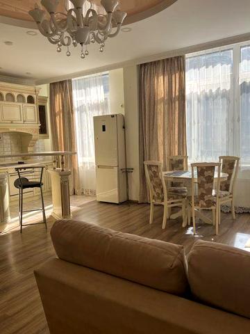 Сдам ЖК Люксембург , кухня студия и спальня