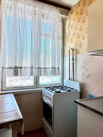 Ігоря Юхновського вул., 8-Б