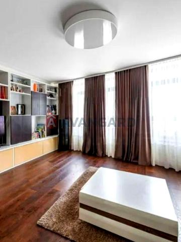 Продаж 3-кімнатної квартири, проспект Науки