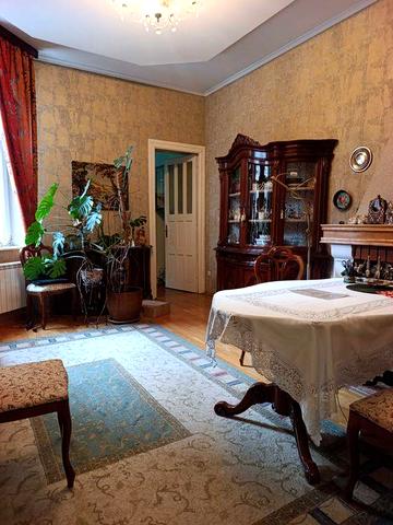 Продаж просторої 4-кім. квартири вул. Богуна