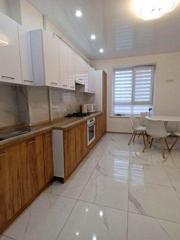 Здається простора 2х км квартира!!!