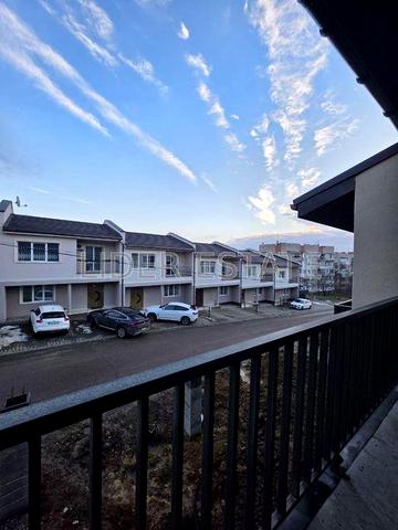 Продаж таунхаусу в Ужгороді, 3 кімнати, 114 м², 2.6 сот.