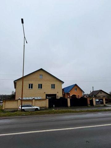 Продам будинок з комерційним приміщенням