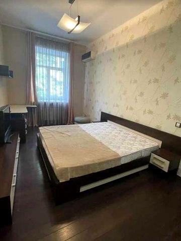 Продам 2кімн. кв-ру в центрі, вул. Потебні 3
