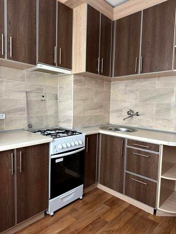 Здам 1 кім кв на Садах 1  10000+ ком