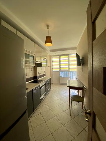 Наталії Ужвій вул., 12