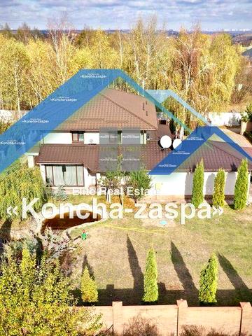 Креничи, Красивый дом под лесом