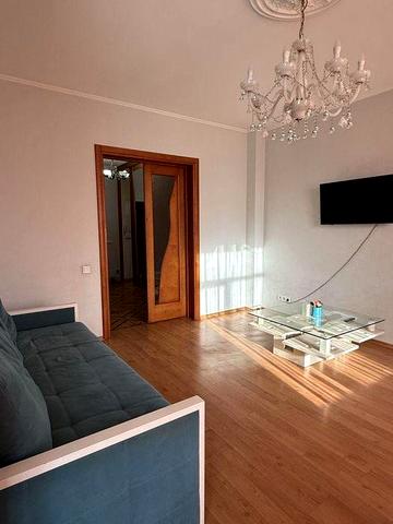 Центр Озерка Вокзал ул. Вокзальная 8 закрытый двор/парковка