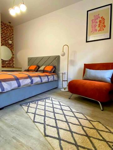 Шпитальна вул., 23