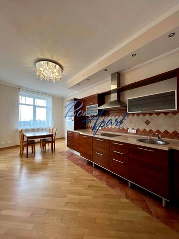 Лесі Українки бульв., 7-Б