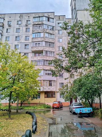 Паркова вул. (Савчука), 1