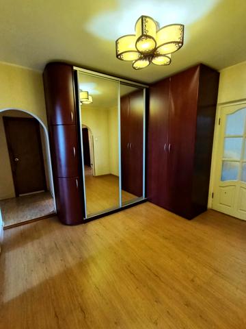 Червоної Калини просп. (Володимира Маяковського), 89