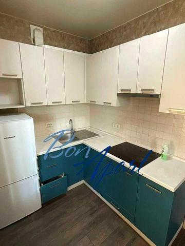 Без Комісії! Оренда 1-к квартири-студії. Є генератор. м.Деміївська 1хв