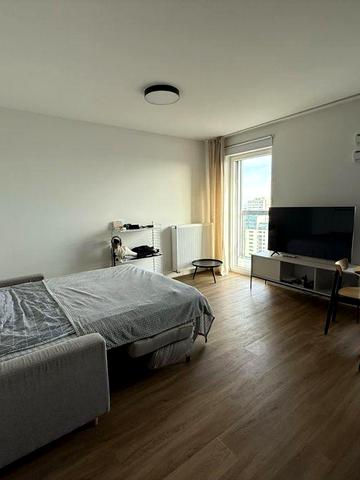 Stylowe studio 33m² w LivUp Puławska 186 – siłownia, sala gier, metro!