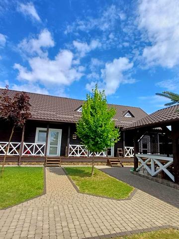 Незалежності вул., 8