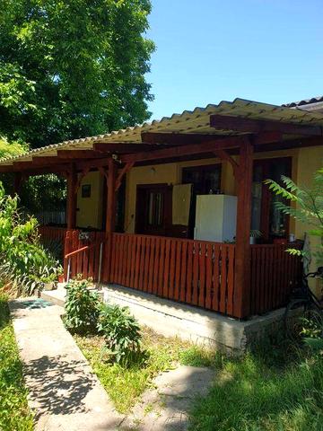 Здається будинок у довгострокову оренду, м. Берегово (центр)