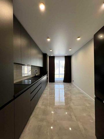 Продам світлу 1 кімнатну квартиру з сучасним ремонтом, в новобудові ЖК Atmosfera