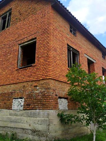 Незавершене будівництво