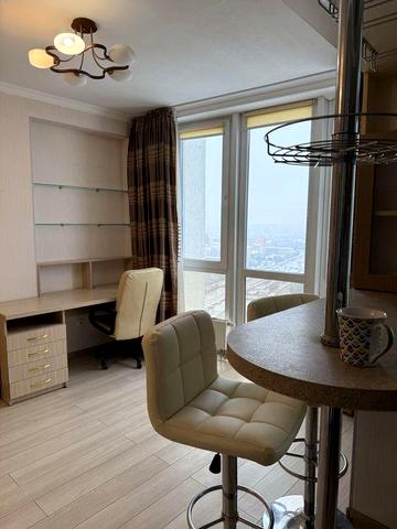 Продаж двухкімнатної квартири Соборності 30 ЖК Венеція