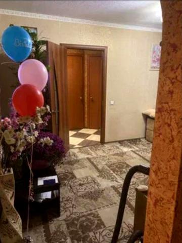 Продам 3к квартиру ул. Новоорловская 22 (район пр. Ивана Мазепы)