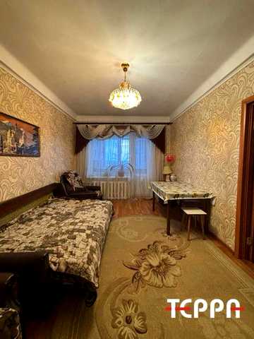 Продаж 2-кімнатної квартири, вул. М. Корищенко
