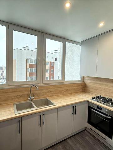 Продаж 1кімнатна Євродвушка! Машинобудівників, 27! ЖК Вишневі Сади! ЖК Вишневі сади