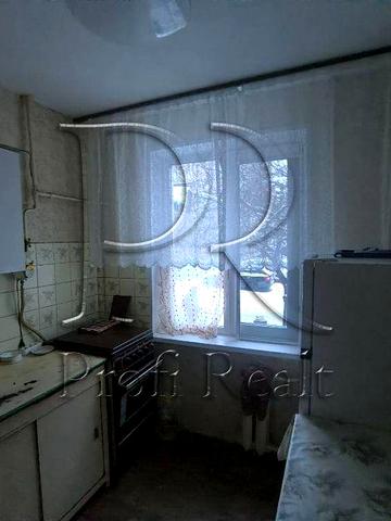 Продаж 2 кімн. квартири за адресою Семьї Сосніних 12