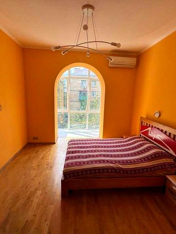 Продам 3к пров Лабораторний 24 Тихий Печерськ Метро Печерська-5хв ГАЗ