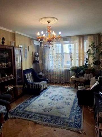 Продам 1-к квартиру, метро  Оболонь, вул. Олександра Архипенка, 2/12