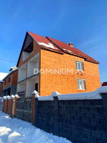 Продається новобудова у м. Хуст