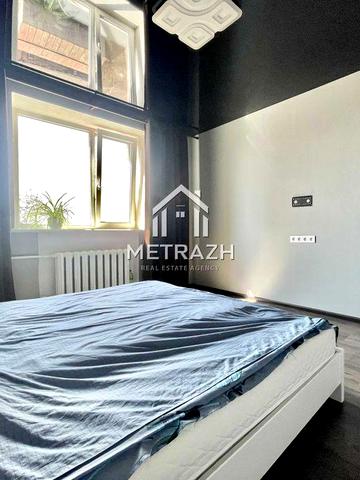 Продаю 3-к квартиру метро Холодная Гора