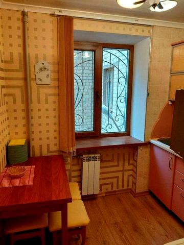 Продаю 3-к квартиру метро Научная, Центр, Держпром